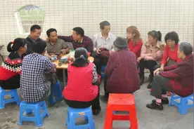 19岁女子带23个亲戚相亲，共消费近2万，事后男方逃单被告上法庭图片