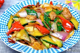黄瓜这样炒真是太好吃了，做法简单易学，爽脆营养真解馋，收藏了图片