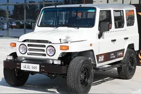 新车 | 现款售7.98万元起，北汽制造新款BJ 212亮相，挑战坦克300？图片