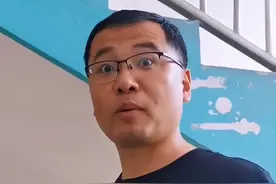 王大艺凭借班主任爸爸走红，吸粉700万遭质疑，老师的孩子有多牛图片