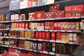 超市2款“低调酒”，普通人瞧不上，行家却成箱搬，都是极品佳酿图片