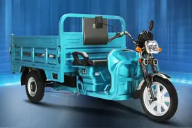 3款拉货三轮车，最低价格还不到4000元，能拉3000斤，还支持自卸图片