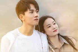 又一部青春剧今天开播，张耀张雅钦主演，00后开启怀旧情怀图片
