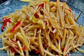 鲜酸味美的醋溜土豆丝，解馋饱腹，营养丰富，配上一碗米饭真香图片