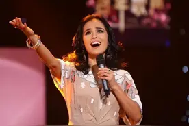 韦唯：一段失败婚姻，抗病8年，养大三个混血儿子，83岁前夫去世图片