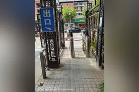 只能“刷脸”进出？小区安装人脸识别道闸 业主心慌慌图片