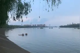 熊氏出沮漳图片