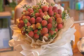 现在520都这么内卷了吗？这些花束真是奇葩，哪个会是你的菜？图片