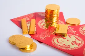 彩礼钱是新人自己谈还是父母谈？这些原则和注意事项你要记住！图片