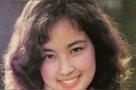 著名演员：林芳兵旧照片一册，欣赏图片