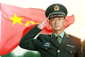 吴京被骂战狼太假？他是战狼唯一的特种兵！原来护照真的可以保命图片