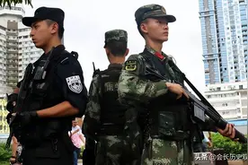 我国的枪支管控很严格，除了军人和警察，还有哪些人可以持枪？图片