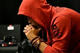 李景亮专访 | 望尽快复仇奇马耶夫！今年计划打四场比赛图片