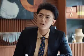 黄子韬新剧演律师，一集换几套衣服，发型酷炫像明星，来搞笑的？图片