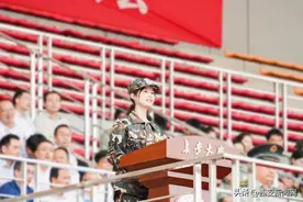 6年后她考上了支教老师的母校—— “我来到了让梦开始的地方！”图片