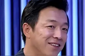 小S调侃黄渤：林志玲跟你拍吻戏后，吐了一个月！黄渤一句话回怼图片