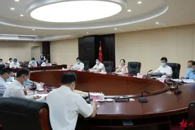 梧州市四家班子领导召开交流研讨会，学习习近平总书记在党的二十大上的报告精神图片