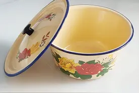 以前农村家家都有的“猪油盆”，现在很少见，你知道为什么吗？图片