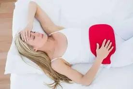 妇科医生：月经若能满足6个标准，或暗示子宫还算健康，自测下图片