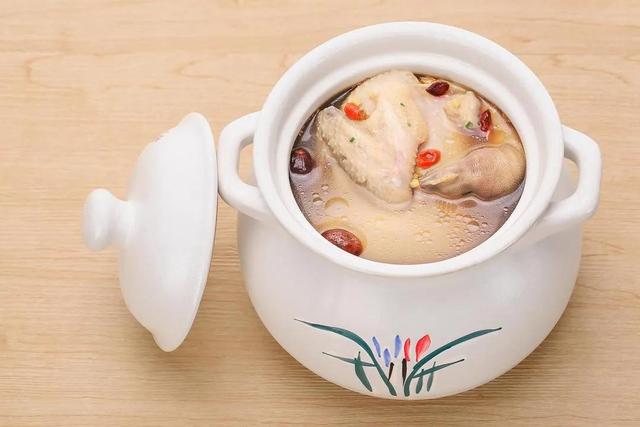 明日立秋，建议：少吃雪糕冷饮，多喝4道养生汤，为秋冬打好基础