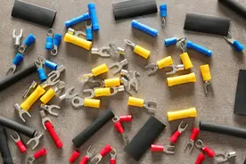 连接器端子表面颜色变暗就该扔掉吗？图片