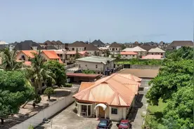 在非洲生活的中国老板，社会地位很高，家里女佣很多图片