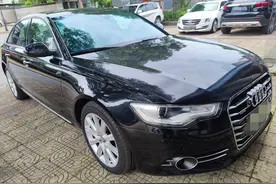 12款奥迪A6L 2.8带quattro，八年贬值50来万，卖家：二手车不赚钱图片