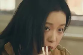 别硬演吃饭！看了咽不下咸菜的倪妮，才懂大口吃饭的刘琳多真实图片