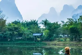 比阳朔舒服，风景不输桂林！这座中越边境五线小城​，在偷偷开挂！图片
