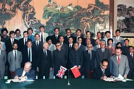 英国未从香港获取任何利益？周南：回归之前，每年至少拿走上千亿图片