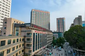 大学与其附属医院关系揭秘图片