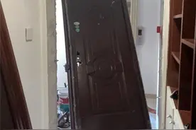 为何开发商装的防盗门不能轻易换掉？图片