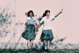 日本高中生制服超可爱！「日本高校制服」5所名校校服小知识图片