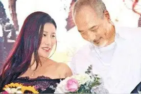 “反派”徐少强的风流韵事：抢张国荣女朋友，让未成年雪梨生孩子图片