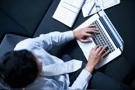 早晨跑步半小时，与晚上散步1小时，有何区别？医生说出实情图片