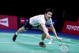 羽球男队陷历史最低谷，蔡赟点出男单致命缺陷，球迷要求主帅下课图片