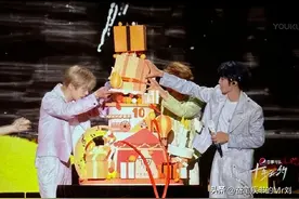 TFBOYS演唱会引发骚动!场面混乱冲破安检，三小只发声恳求理性图片