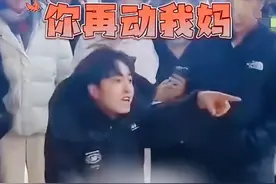 儿子霸气护母打小三后续！知情人透露儿子被拘留，母亲心酸发声图片