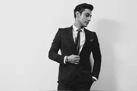 “给多少工资，我就干多少活”这种想法对不对？图片