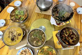 表妹去江西男友家，阿姨做了一桌菜，你觉得怎么样？图片