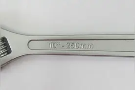 活动扳手的正确使用方法与注意事项图片