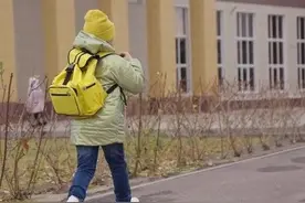 九月份出生的孩子，宝妈想找关系提前一年上小学，可行吗？图片