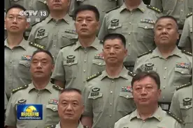 祁发宝，英雄团长晋升大校图片