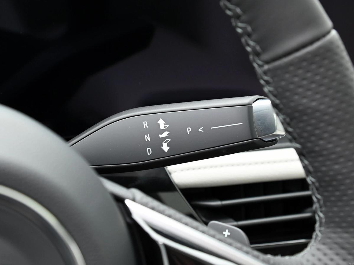 别克自动挡报价及图片_别克君越大改款表现_2023款别克君越评测