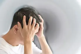 经常头晕目眩别忽视，当心是脑供血不足！三招教你有效预防图片