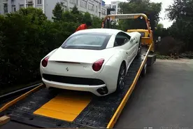 为什么宁愿把跑车托运也不愿意亲自跑长途？车主：开过你就知道图片