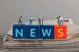 来看看历史上的今天发生了什么大事吧图片