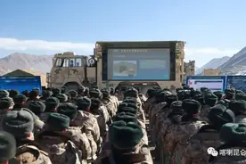 聚焦演兵场 | 这场课目示范，对提高部队机动能力很重要！图片