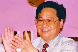 红极一时的三株口服液，年销售80亿的“巨无霸”，为何销声匿迹？图片