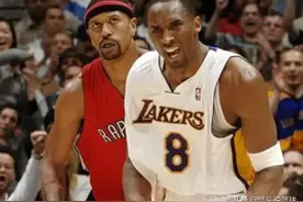 罗斯：故意弄伤科比，被科比砍81分复仇，成为NBA最耻辱的背景板图片